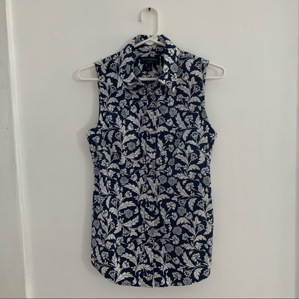 ⚡️2 for $20⚡️Button Up Top